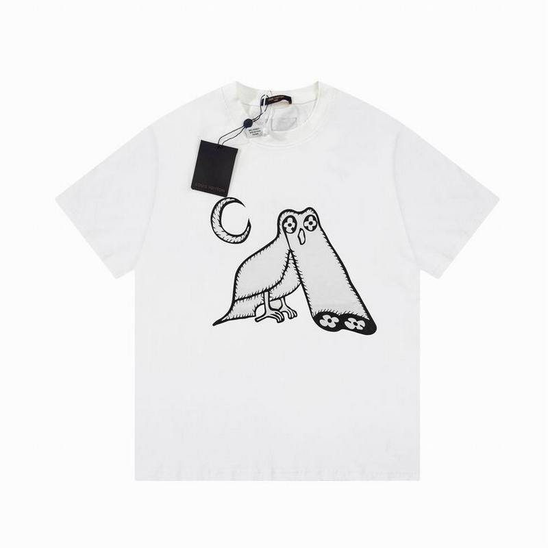 Louis Vuitton Men's T-shirts 935